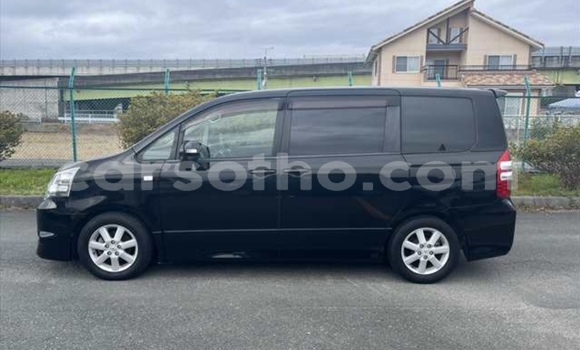 Sayi Na hannu Toyota Noah Black Mota in Maputsoe a Leribe Sayi Na hannu Toyota Noah Black Mota in Maputsoe a Leribe