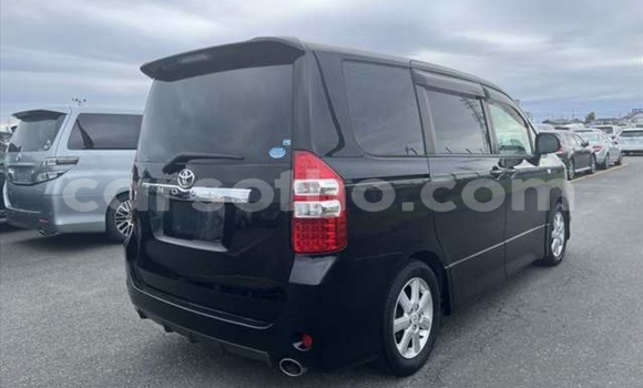 Sayi Na hannu Toyota Noah Black Mota in Maputsoe a Leribe Sayi Na hannu Toyota Noah Black Mota in Maputsoe a Leribe