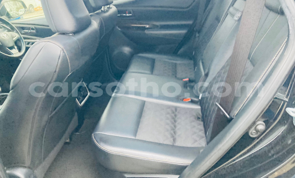 اشتري مستعمل Toyota Harrier Black سيارة في Maseru في Maseru اشتري مستعمل Toyota Harrier Black سيارة في Maseru في Maseru