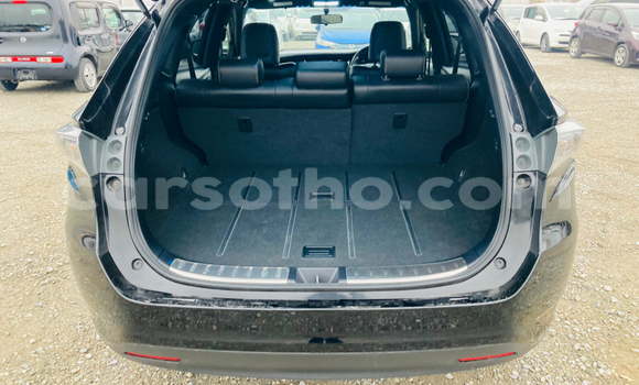 اشتري مستعمل Toyota Harrier Black سيارة في Maseru في Maseru اشتري مستعمل Toyota Harrier Black سيارة في Maseru في Maseru