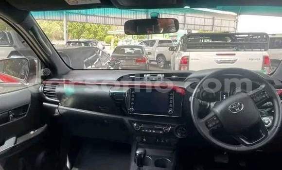 Buy Used Toyota Hilux Red Car in Maseru in Maseru Buy Used Toyota Hilux Red Car in Maseru in Maseru