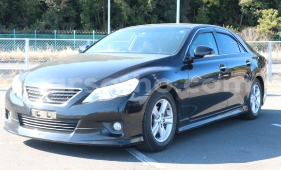 اشتري مستعمل Toyota Mark X Black سيارة في Teyateyaneng في Berea