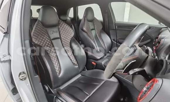 اشتري مستعمل Audi RS3 White سيارة في Maseru في Maseru اشتري مستعمل Audi RS3 White سيارة في Maseru في Maseru