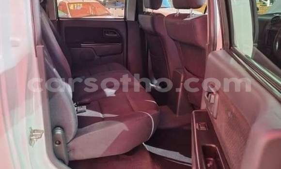 Acheter Occasion Voiture Isuzu KB Blanc à Maseru, Maseru Acheter Occasion Voiture Isuzu KB Blanc à Maseru, Maseru