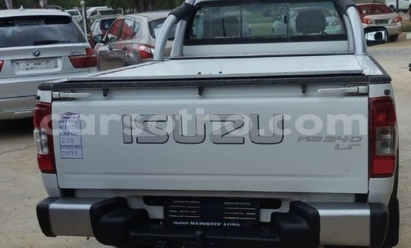 اشتري مستعمل Isuzu KB White سيارة في Maseru في Maseru اشتري مستعمل Isuzu KB White سيارة في Maseru في Maseru