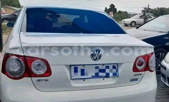 Sayi Na hannu Volkswagen Jetta White Mota in Butha–Buthe a Thaba-Tseka Sayi Na hannu Volkswagen Jetta White Mota in Butha–Buthe a Thaba-Tseka