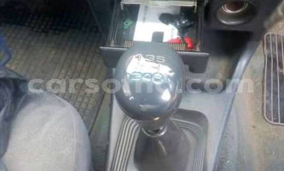 Sayi Na hannu Toyota 4Runner White Mota in Maputsoa a Leribe Sayi Na hannu Toyota 4Runner White Mota in Maputsoa a Leribe