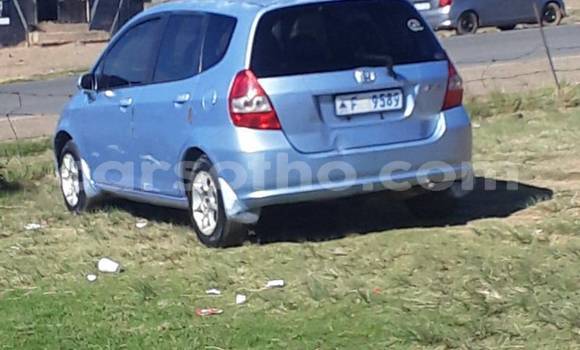 Sayi Na hannu Honda FIT Blue Mota in Import - Dubai a Maseru Sayi Na hannu Honda FIT Blue Mota in Import - Dubai a Maseru