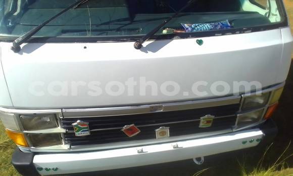 Sayi Na hannu Toyota Noah White Mota in Mafeteng a Mafeteng Sayi Na hannu Toyota Noah White Mota in Mafeteng a Mafeteng