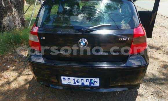 Sayi Na hannu Volkswagen Golf Black Mota in Import - Dubai a Maseru Sayi Na hannu Volkswagen Golf Black Mota in Import - Dubai a Maseru