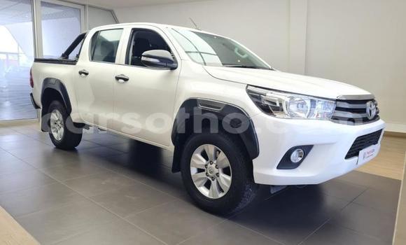 Buy Used Toyota Hilux White Car in Maseru in Maseru Buy Used Toyota Hilux White Car in Maseru in Maseru
