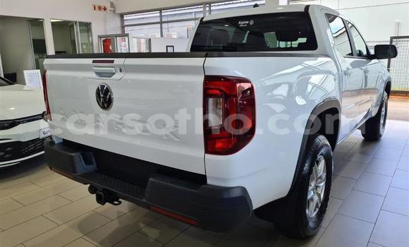 Sayi Na hannu Volkswagen Amarok White Mota in Maseru a Maseru Sayi Na hannu Volkswagen Amarok White Mota in Maseru a Maseru