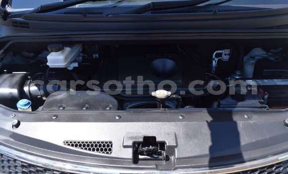 Sayi Imported Hyundai H1 White Mota in Import - Dubai a Maseru Sayi Imported Hyundai H1 White Mota in Import - Dubai a Maseru