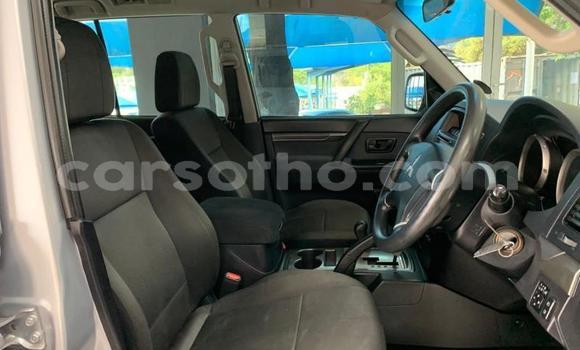 Acheter Occasion Voiture Mitsubishi Pajero Gris à Maseru, Maseru Acheter Occasion Voiture Mitsubishi Pajero Gris à Maseru, Maseru