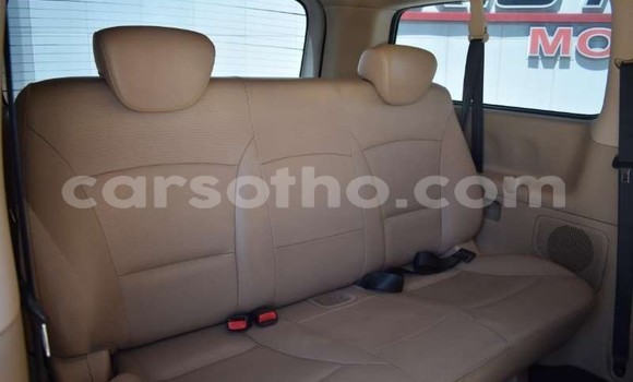 Sayi Imported Hyundai H1 White Mota in Import - Dubai a Maseru Sayi Imported Hyundai H1 White Mota in Import - Dubai a Maseru