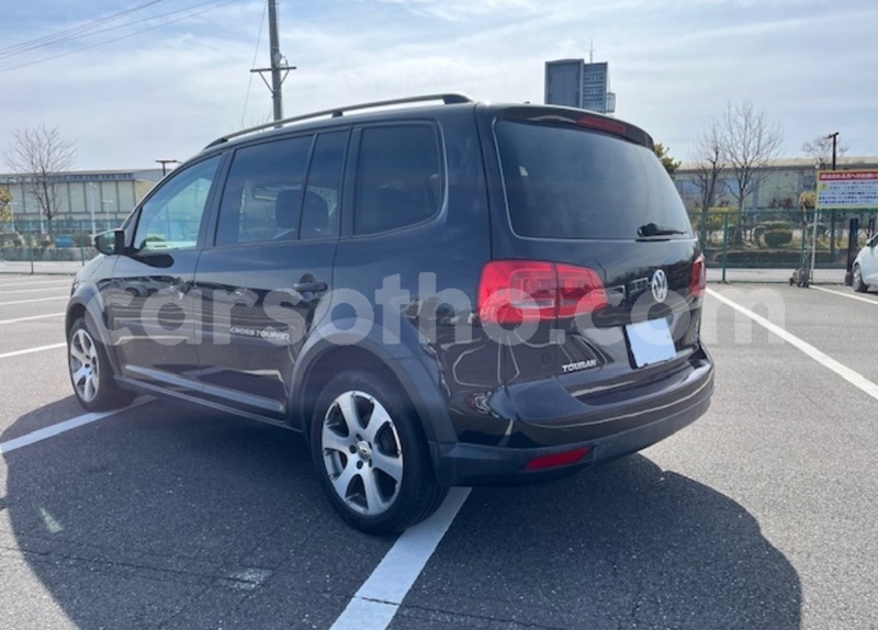 Big with watermark volkswagen touran leribe maputsoe 27568