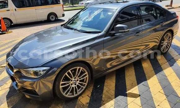Sayi Na hannu BMW 3–Series Black Mota in Maseru a Maseru Sayi Na hannu BMW 3–Series Black Mota in Maseru a Maseru