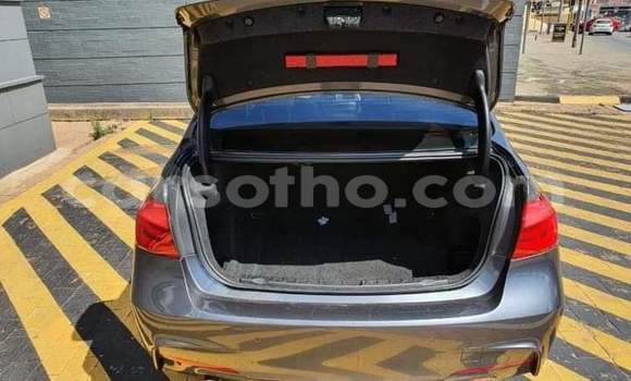 Sayi Na hannu BMW 3–Series Black Mota in Maseru a Maseru Sayi Na hannu BMW 3–Series Black Mota in Maseru a Maseru