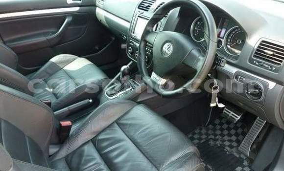 اشتري مستعمل Volkswagen Golf GTI White سيارة في Maseru في Maseru اشتري مستعمل Volkswagen Golf GTI White سيارة في Maseru في Maseru