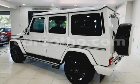 Sayi Na hannu Mercedes-Benz G-klasse White Mota in Maseru a Maseru Sayi Na hannu Mercedes-Benz G-klasse White Mota in Maseru a Maseru