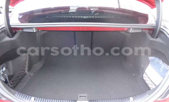 Sayi Na hannu Mercedes-Benz C–Class Red Mota in Maseru a Maseru Sayi Na hannu Mercedes-Benz C–Class Red Mota in Maseru a Maseru