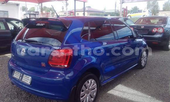Sayi Na hannu Volkswagen Polo Blue Mota in Import - Dubai a Maseru Sayi Na hannu Volkswagen Polo Blue Mota in Import - Dubai a Maseru