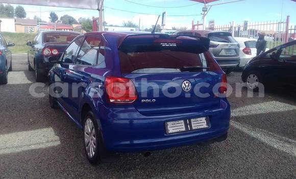 Sayi Na hannu Volkswagen Polo Blue Mota in Import - Dubai a Maseru Sayi Na hannu Volkswagen Polo Blue Mota in Import - Dubai a Maseru