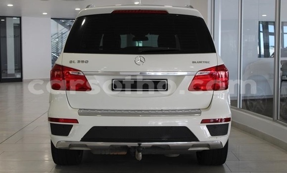 Sayi Na hannu Mercedes-Benz GL–Class White Mota in Maseru a Maseru Sayi Na hannu Mercedes-Benz GL–Class White Mota in Maseru a Maseru
