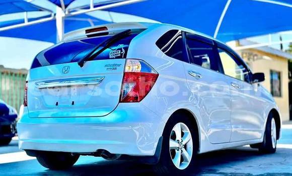 اشتري مستعمل Honda Edix White سيارة في Import - Dubai في Maseru اشتري مستعمل Honda Edix White سيارة في Import - Dubai في Maseru