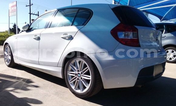 اشتري مستعمل BMW 1er White سيارة في Maputsoa في Leribe