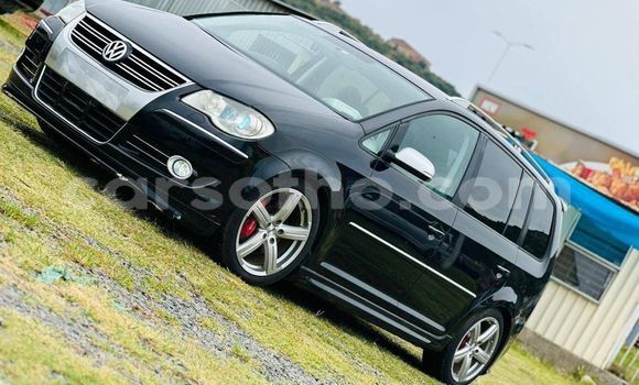 Sayi Na hannu Volkswagen Touran Black Mota in Maputsoa a Leribe Sayi Na hannu Volkswagen Touran Black Mota in Maputsoa a Leribe