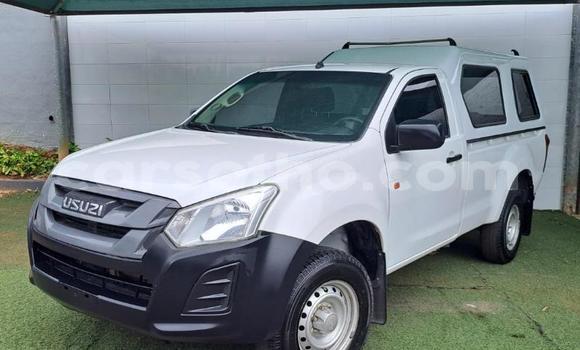 اشتري مستعمل Isuzu KB White سيارة في Maseru في Maseru