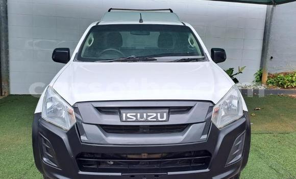 اشتري مستعمل Isuzu KB White سيارة في Maseru في Maseru اشتري مستعمل Isuzu KB White سيارة في Maseru في Maseru