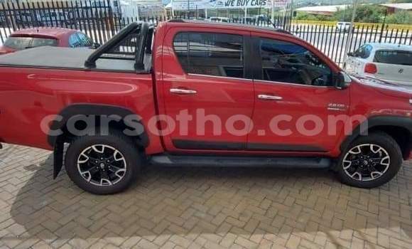 Sayi Na hannu Toyota Hilux Red Mota in Maseru a Maseru Sayi Na hannu Toyota Hilux Red Mota in Maseru a Maseru