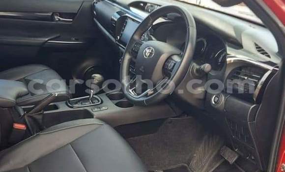 Sayi Na hannu Toyota Hilux Red Mota in Maseru a Maseru Sayi Na hannu Toyota Hilux Red Mota in Maseru a Maseru