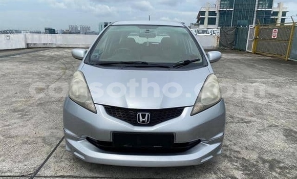 Acheter Occasion Voiture Honda FIT Gris à Maputsoe, Leribe Acheter Occasion Voiture Honda FIT Gris à Maputsoe, Leribe