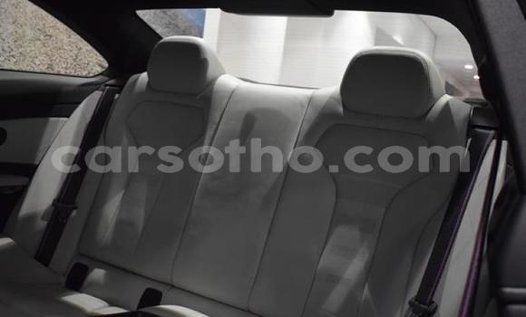 Sayi Na hannu BMW M4 Black Mota in Maseru a Maseru Sayi Na hannu BMW M4 Black Mota in Maseru a Maseru