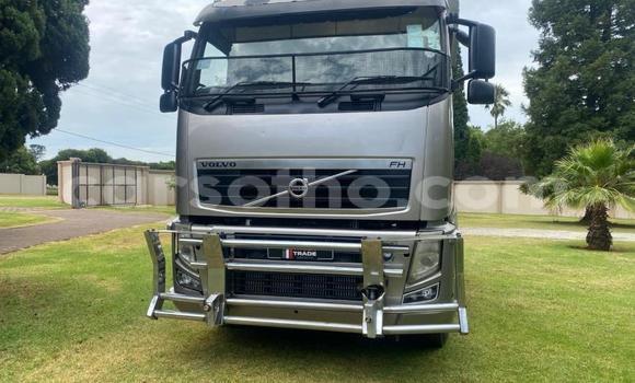 Sayi Na hannu Volvo F4 Other Babbar mota in Maseru a Maseru Sayi Na hannu Volvo F4 Other Babbar mota in Maseru a Maseru
