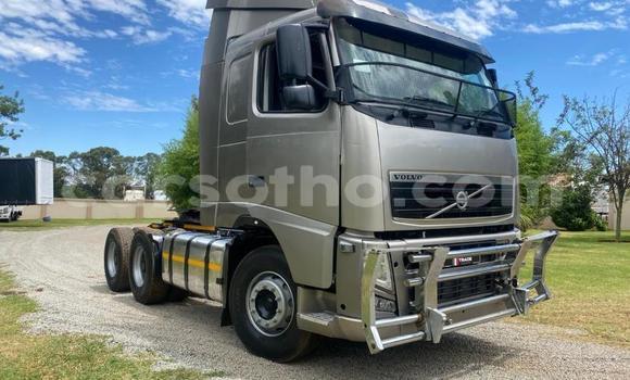 Sayi Na hannu Volvo F4 Other Babbar mota in Maseru a Maseru Sayi Na hannu Volvo F4 Other Babbar mota in Maseru a Maseru