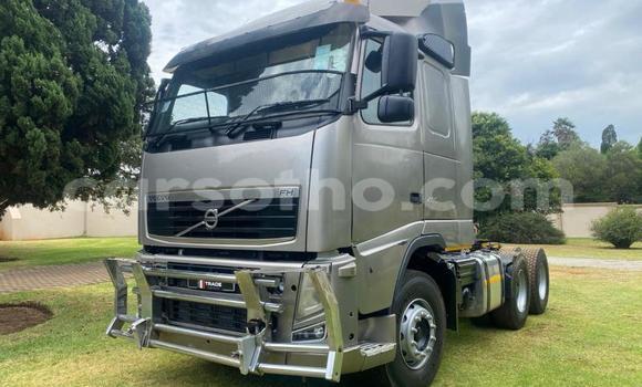 Sayi Na hannu Volvo F4 Other Babbar mota in Maseru a Maseru Sayi Na hannu Volvo F4 Other Babbar mota in Maseru a Maseru