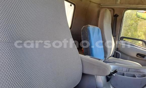 Acheter Occasion Utilitaire Nissan UD Blanc à Maseru, Maseru Acheter Occasion Utilitaire Nissan UD Blanc à Maseru, Maseru