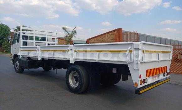 Acheter Occasion Utilitaire Nissan UD Autre à Maseru, Maseru Acheter Occasion Utilitaire Nissan UD Autre à Maseru, Maseru