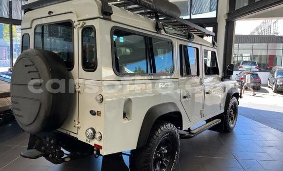 Acheter Occasion Voiture Land Rover Defender Blanc à Maseru, Maseru Acheter Occasion Voiture Land Rover Defender Blanc à Maseru, Maseru