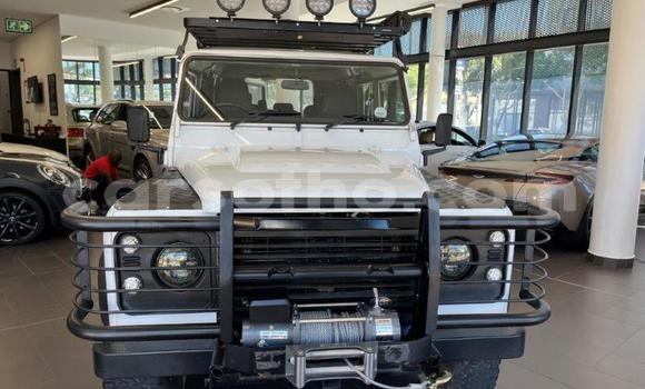 Acheter Occasion Voiture Land Rover Defender Blanc à Maseru, Maseru Acheter Occasion Voiture Land Rover Defender Blanc à Maseru, Maseru