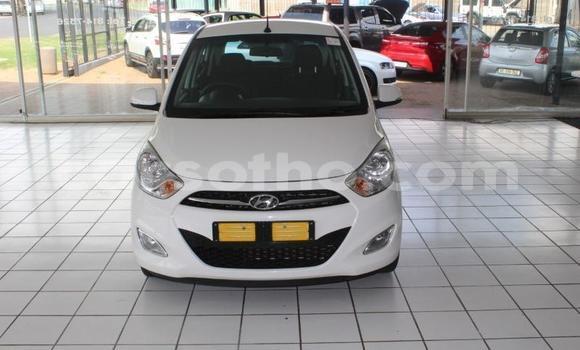 Acheter Occasion Voiture Hyundai i10 Blanc à Maputsoa, Leribe Acheter Occasion Voiture Hyundai i10 Blanc à Maputsoa, Leribe