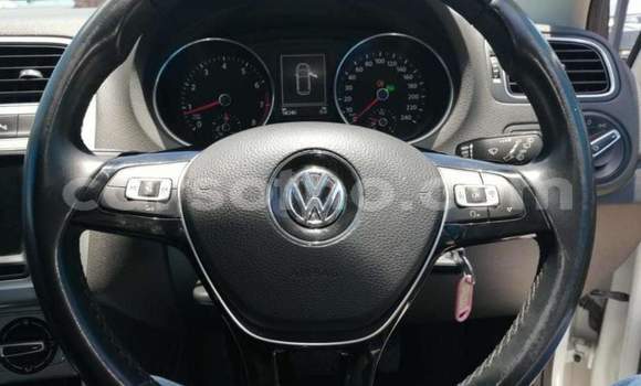 اشتري مستعمل Volkswagen Polo White سيارة في Maseru في Maseru اشتري مستعمل Volkswagen Polo White سيارة في Maseru في Maseru
