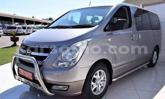 Acheter Occasion Voiture Hyundai H1 Gris à Maseru, Maseru