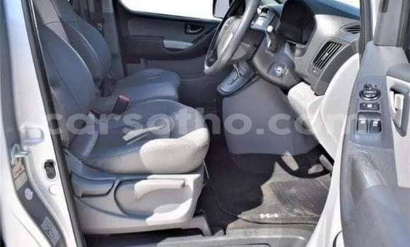 اشتري مستعمل Hyundai H1 Silver سيارة في Maseru في Maseru اشتري مستعمل Hyundai H1 Silver سيارة في Maseru في Maseru