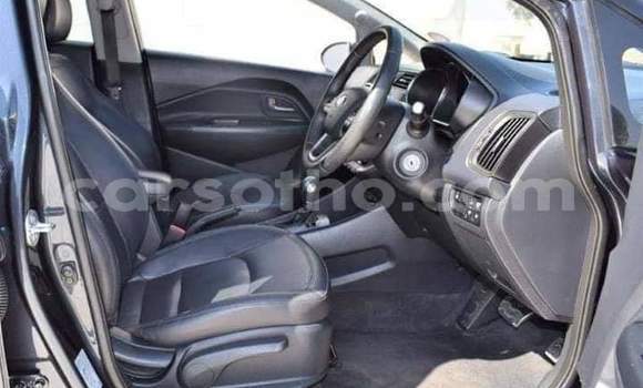 Sayi Na hannu Kia Rio Black Mota in Maseru a Maseru Sayi Na hannu Kia Rio Black Mota in Maseru a Maseru