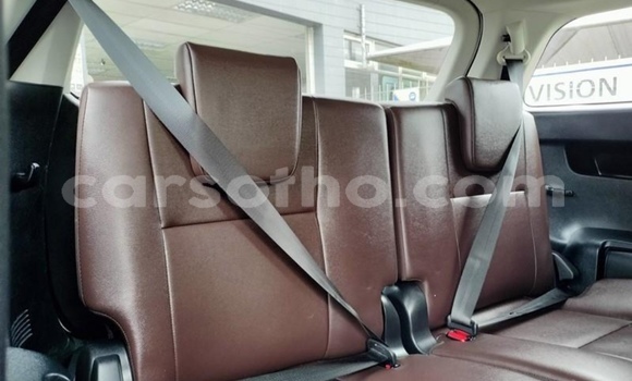 Acheter Occasion Voiture Toyota Fortuner Blanc à Maputsoe, Leribe Acheter Occasion Voiture Toyota Fortuner Blanc à Maputsoe, Leribe